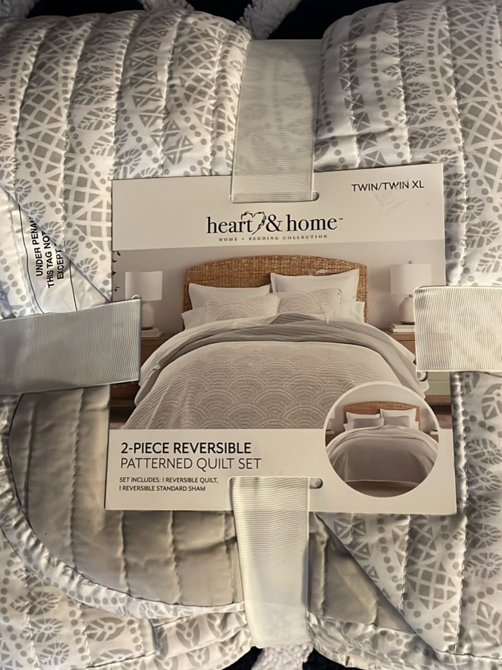 Heart & Home Reversible Patterned Quilt Set - Light Gray (Twin/Twin XL)